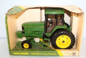ERTL John Deere 7600 Row Crop Tractor