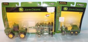 ERTL John Deere 8970 Tractor w/ Mulch Master & 6 x 4 Gator