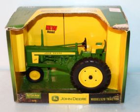 ERTL John Deere Model 520 Tractor