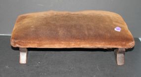 Footstool with Velvet 16