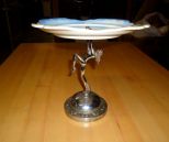  Decorative Plate on Figurine Stand Decorative plate on figurine stand