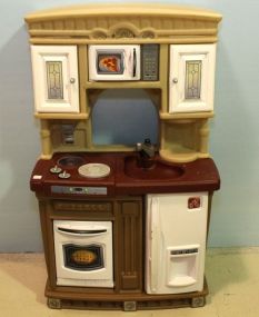 Step 2 Plastic Child's Play Kitchen