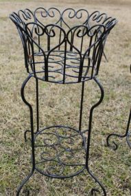 Black Oval Heart Wrought Iron Planter 