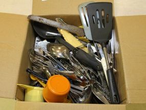 Box Lot Flatware, Kitchen untensils