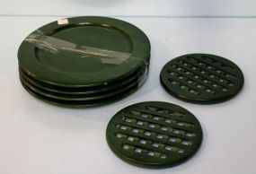 Four Wood Dinner Plates & Two Lattice Trivets