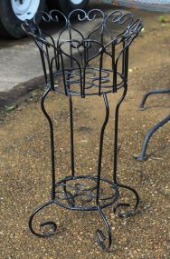 Black Wrought Iron Round Heart Planter