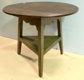 Antique Pegged Round Tavern Table