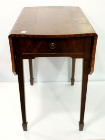 Hepplewhite Style Drop Leaf Table