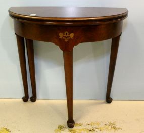 Queen Anne Style Swing Leg Table