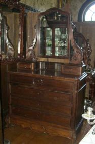 Rosewood 4 Drawer Dresser w/Beveled Mirror