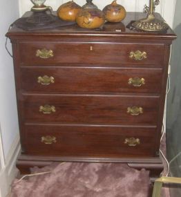 Mahogany four drawer chest of drawers