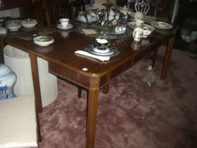 Henredon Dining Table with Gate Legs