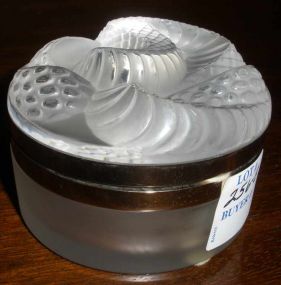 Lalique/France Covered Box w/Frosted Molded Serpent Top