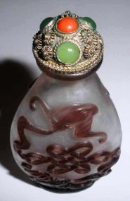 Peking Snuff Bottle with Jewel Stopper