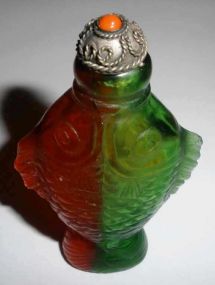 Peking Snuff Bottle with Jewel Stopper