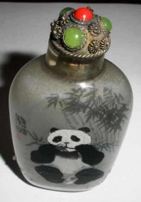 Peking Snuff Bottle with Jewel Stopper