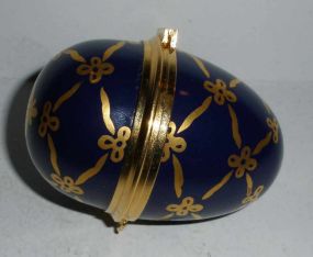 Staffordshire New Cobalt Gilt Covered Box