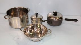 Large Boiling Pot, Two Pots & Strainer