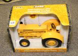 ERTL/CASE/INTERNATIONAL 660 INDUSTRIAL TRACTOR