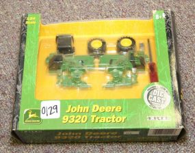 ERTL/JOHN DEERE 9320 (Mini) Tractor/ Die-Cast Metal/ Activity