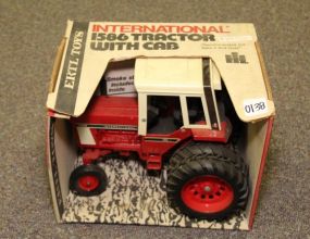 ERTL International 1586 tractor with cab