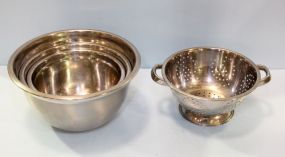 Three Large Mixing Bowls & Strainer