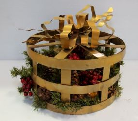 Painted Metal Christmas Arrangement 