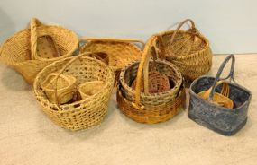 Box Lot of Various Baskets 