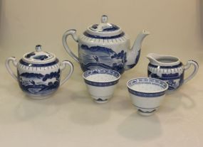 Four Piece Blue and White Saki Set 