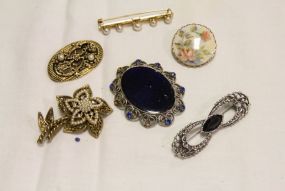 Mixed Lot of Costume Brooches
