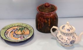 Ceramic Cooke Jar, Mississippi Gulf Coast Plate & Blue Onion Teapot