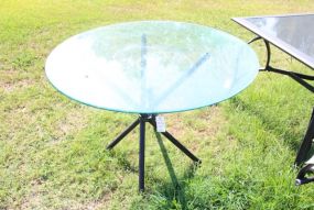 Round Glass Top Patio Table with Metal Base