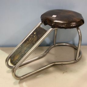 Metal Shoe Shine Stand