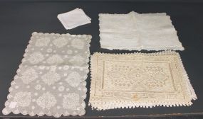 Vintage Lace and Linen Embroidery Tablemats Description