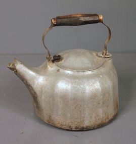 Colonial Design Griswold Teapot