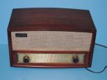 Vintage Zenith AM/FM Radio