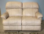 Crme Color Reclining Sofa