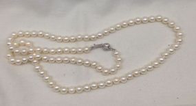 Lady's Off-Round Freshwater Pearl Strand