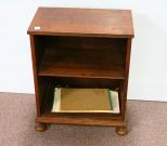 Walnut Bunn Footstand