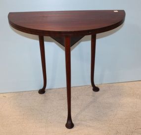 Queen Ann Style Mahogany Fold Over Table