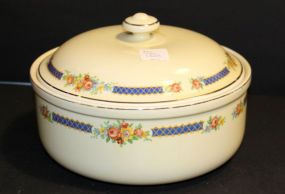 Halls Superior Round Covered Dish