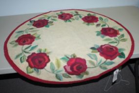 Round Hook Rug