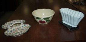 Ceramic Apple Bowl, Japanese Handpainted Divided Dish, Cermaic Planter on Base