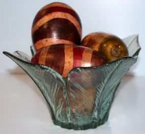 Glass Leaf Shaped Bowl