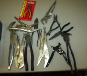 Box Lot of Tools pilers, needle nose pliers, and vise pliers