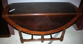 Walnut Gate Leg Table Table 54