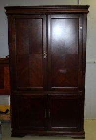 Mahogany Four Door Entertainment Cabinet 45