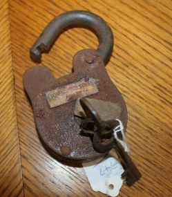 Reproduction Cast Iron Padlock with Key Confederate States Armory
