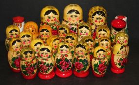 Box lot of 26 Nesting Dolls Same style, different sizes