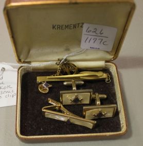 Gold Tone Hickok Tie Clip, Pair of Matching Cuff Links and Tie Clip